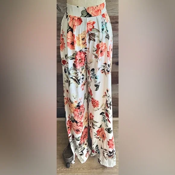Floral Wide-Leg Pants - White with Coral Floral - Picture 2 of 3